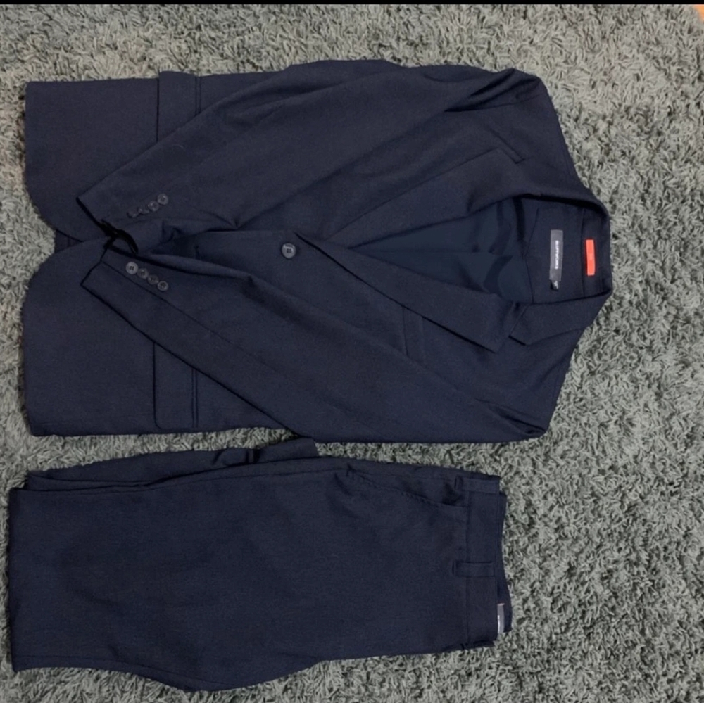 Bluffworks Gramercy Suit